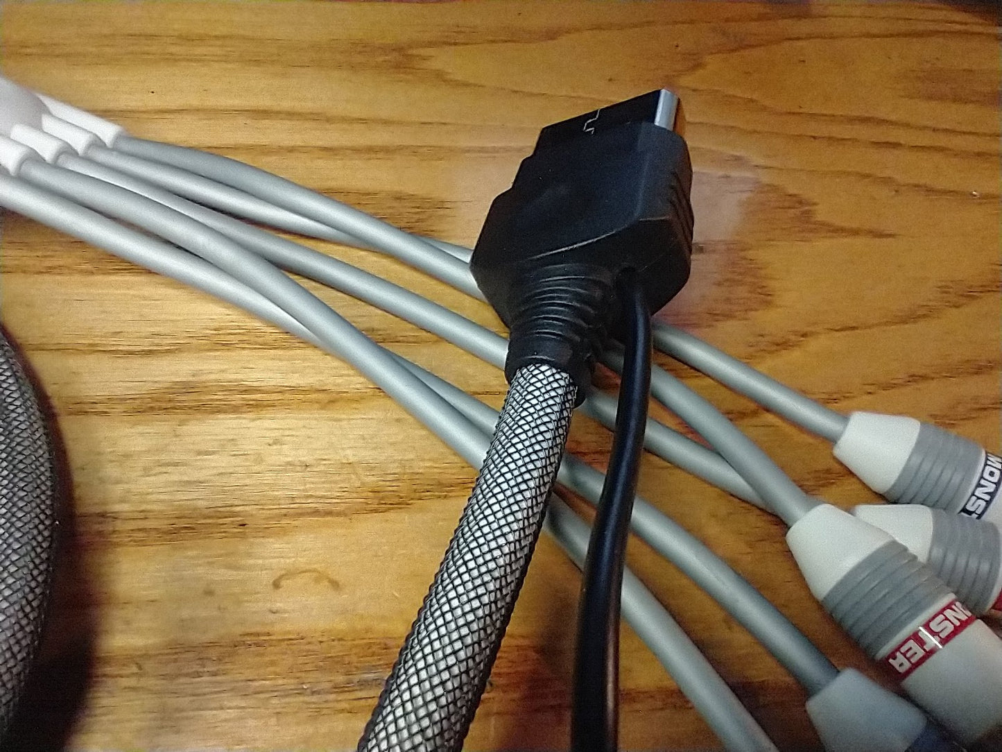 HD Component Cable - PREMIUM - Analog & Toslink Digital Audio