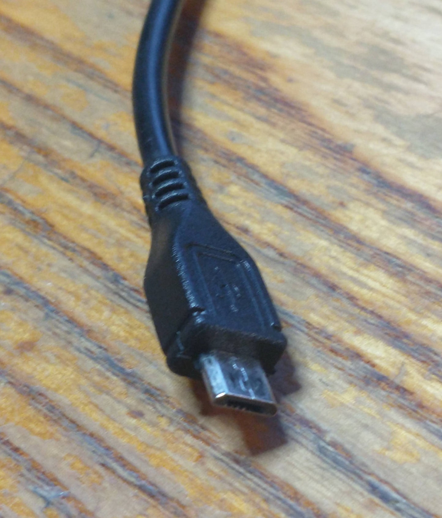 Port du contrôleur OGX360 vers câble micro USB